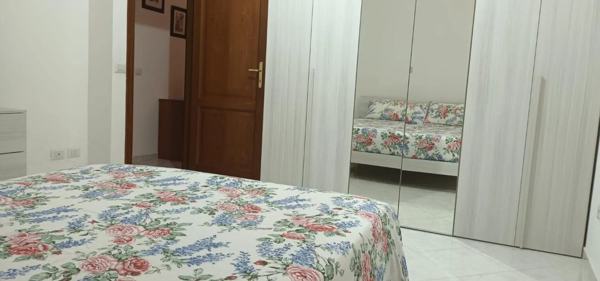 Sos Flores Casa Vacanze 阿尔盖罗 公寓